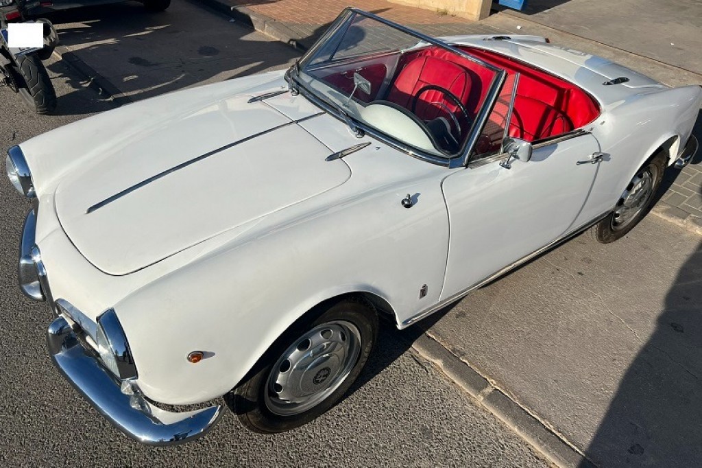 ALFA ROMEO Giulietta SPIDER 1300