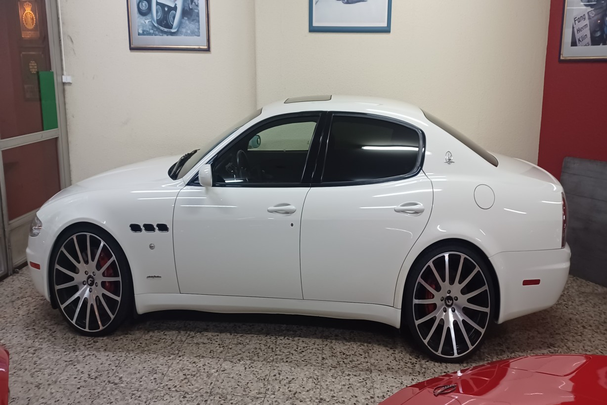 MASERATI Quattroporte