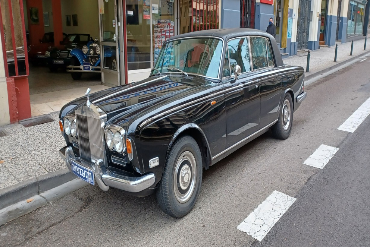 ROLLS ROYCE SILVER SHADOW