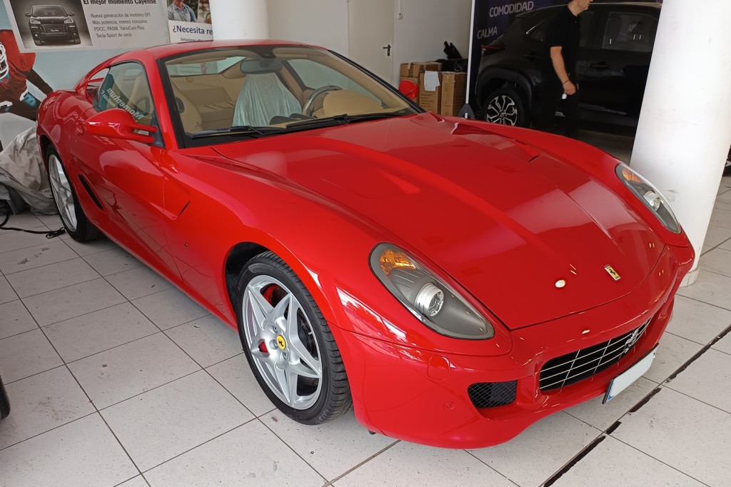 FERRARI 599 FIORANO F1