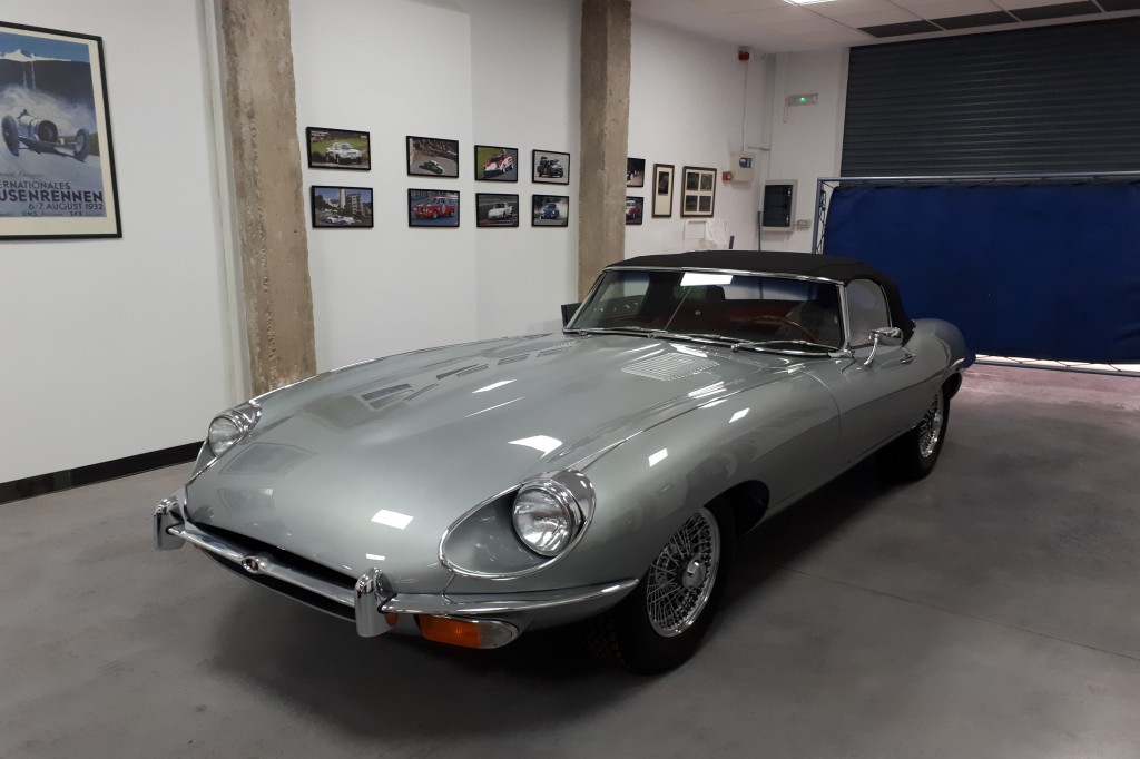 JAGUAR E-TYPE 4.2 SERIE II